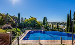 Luxevilla in sfeervolle, Mediterrane bouwstijl te koop met zeezicht in een vijfsterren golfresort in Benahavis - Marbella 39312 