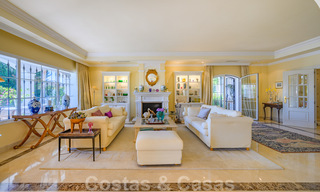 Spaanse stijl luxevilla te koop in de gegeerde strandwijk Bahia de Marbella 39465 