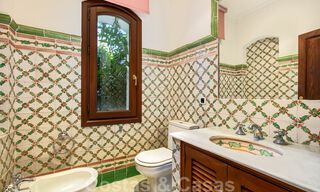 Luxevilla in Mediterrane stijl te koop op wandelafstand van het strand, de golfbaan en voorzieningen in het prestigieuze Guadalmina Baja te Marbella 39557 