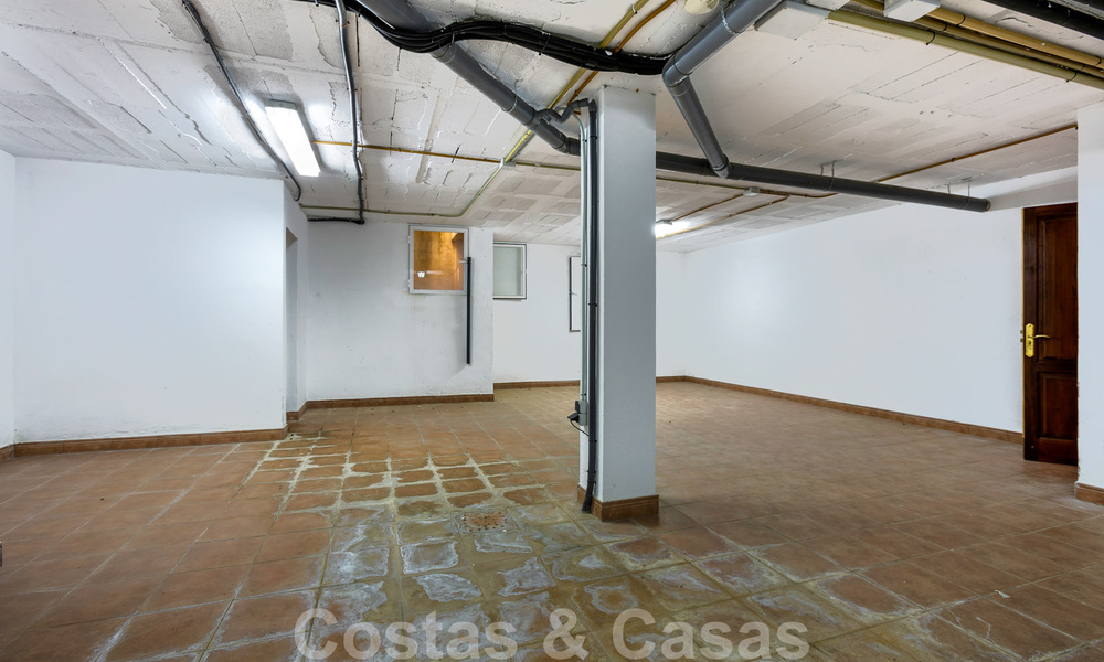 Luxevilla in Mediterrane stijl te koop op wandelafstand van het strand, de golfbaan en voorzieningen in het prestigieuze Guadalmina Baja te Marbella 39558