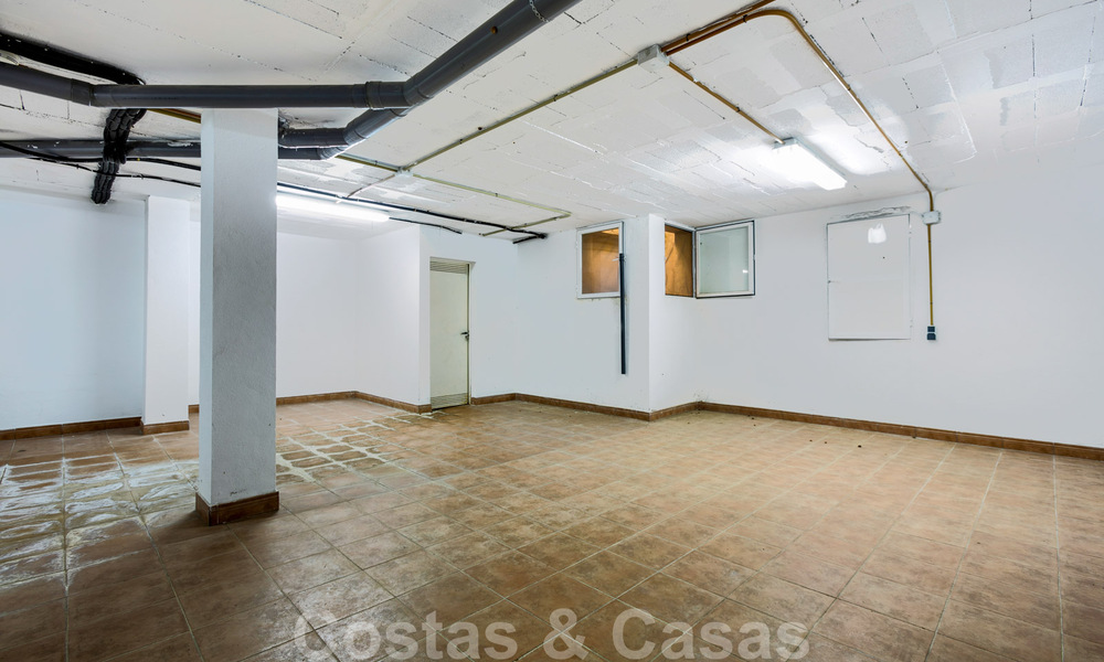 Luxevilla in Mediterrane stijl te koop op wandelafstand van het strand, de golfbaan en voorzieningen in het prestigieuze Guadalmina Baja te Marbella 39559