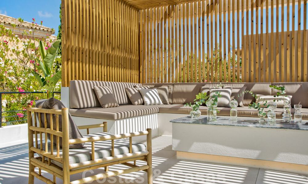 Gerenoveerde, riante luxevilla te koop in een Mediterrane stijl met een eigentijds design in Nueva Andalucia, Marbella 39614