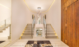 Eigentijds gerenoveerd, eerstelijns strand appartement te koop in Gray D’Albion in Puerto Banus, Marbella 39759 