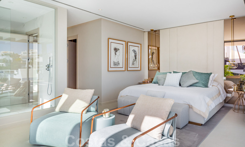 Instapklare, meesterlijke, moderne, hedendaagse villa te koop in Nueva Andalucia, Marbella 39881