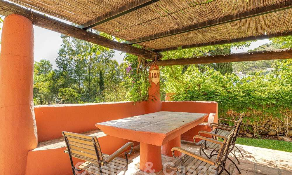 Traditioneel, rustiek landgoed te koop op een riant perceel van meer dan 17.000m² aan de rand van het dorp in het exclusieve Benahavis 55767