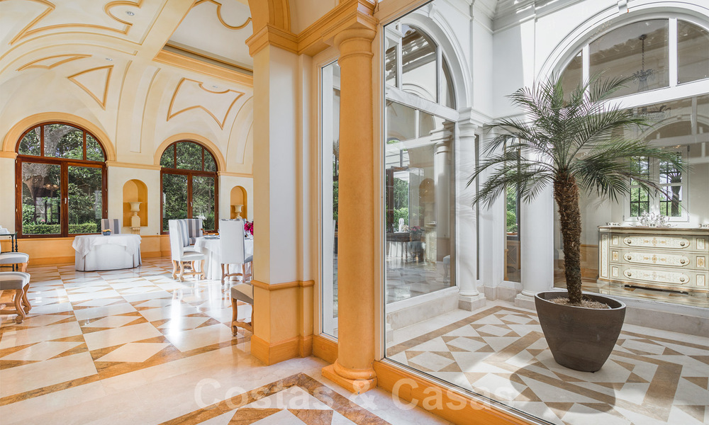 Adembenemend, stijlvol, andalusisch landgoed te koop op eerstelijns golf in Altos de Valderrama, Sotogrande 39968