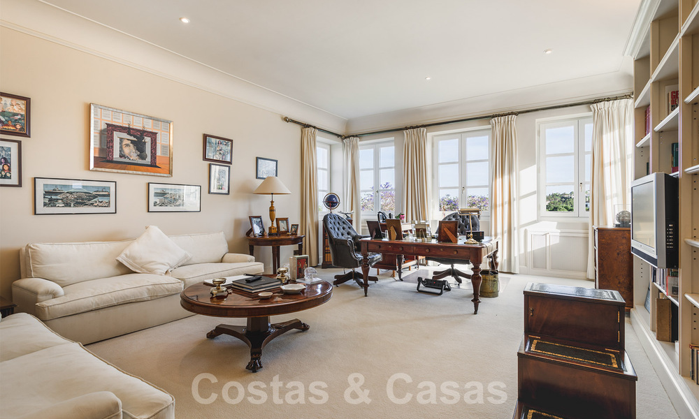 Adembenemend, stijlvol, andalusisch landgoed te koop op eerstelijns golf in Altos de Valderrama, Sotogrande 39975