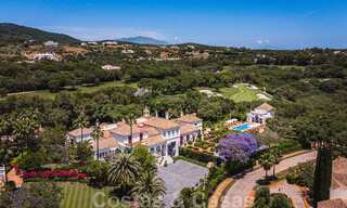 Adembenemend, stijlvol, andalusisch landgoed te koop op eerstelijns golf in Altos de Valderrama, Sotogrande 39978 