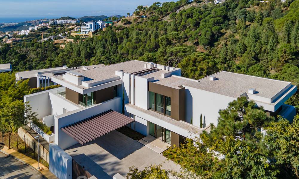 Hypermoderne, architecturale luxevilla te koop in exclusieve urbanisatie in Marbella - Benahavis 40379
