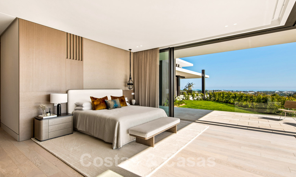 Royale, moderne villa te koop met spectaculair open zeezicht in een gated community in Benahavis - Marbella 40687