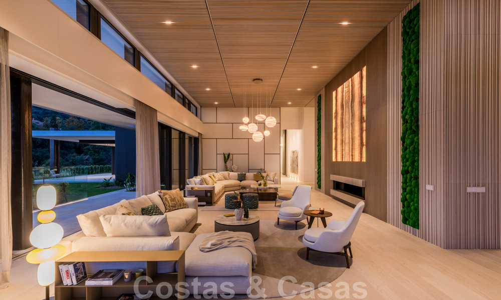 Royale, moderne villa te koop met spectaculair open zeezicht in een gated community in Benahavis - Marbella 40767