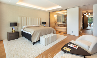 Luxueus, exclusief penthouse met enorm dakterras en eigen zwembad te koop in Marbella, Golden Mile 41120 