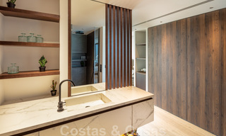 Eigentijds, modern, luxe appartement te koop met panoramisch zeezicht in Rio Real, Marbella 41280 