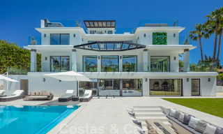 Eigentijdse luxevilla te koop, met panoramisch zicht op zee en de berg La Concha, op de Golden Mile van Marbella 41329 