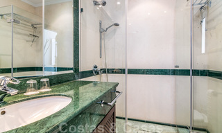 Luxueus, duplex penthouse te koop met panoramisch zeezicht in Benahavis - Marbella 41473 