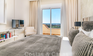 Luxueus, duplex penthouse te koop met panoramisch zeezicht in Benahavis - Marbella 41475 