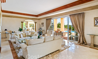 Spaanse, luxevilla te koop, met zicht op het landschap en de zee, in Marbella - Benahavis 41523 