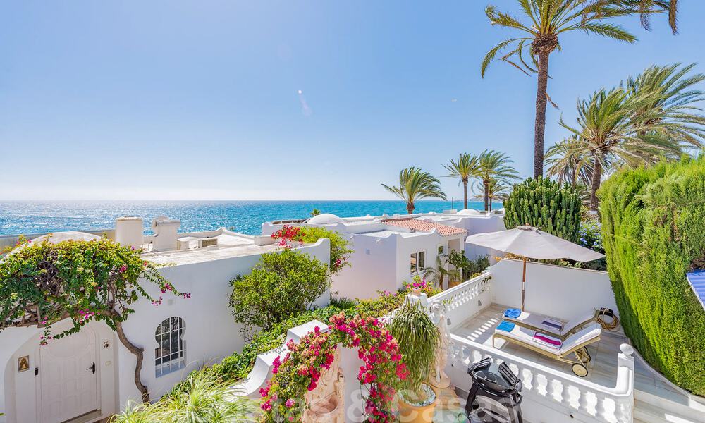 Charmant huis te koop, in een complex direct aan het strand, met prachtig zeezicht op de Golden Mile - Marbella 41636