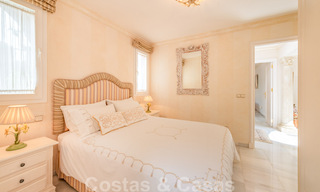 Charmant huis te koop, in een complex direct aan het strand, met prachtig zeezicht op de Golden Mile - Marbella 41661 