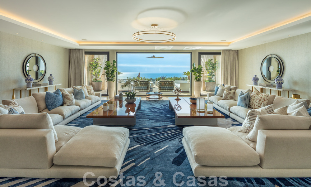 Eigentijdse, moderne luxevilla te koop in resort stijl met panoramisch zeezicht in Cascada de Camojan in Marbella 42101