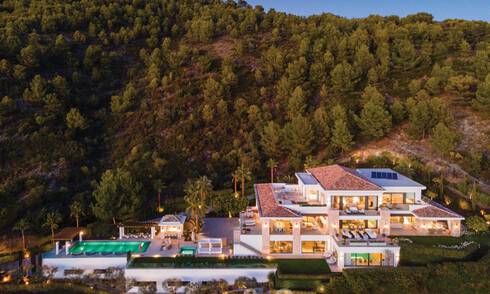 Eigentijdse, moderne luxevilla te koop in resort stijl met panoramisch zeezicht in Cascada de Camojan in Marbella 42122