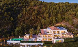 Eigentijdse, moderne luxevilla te koop in resort stijl met panoramisch zeezicht in Cascada de Camojan in Marbella 42122 