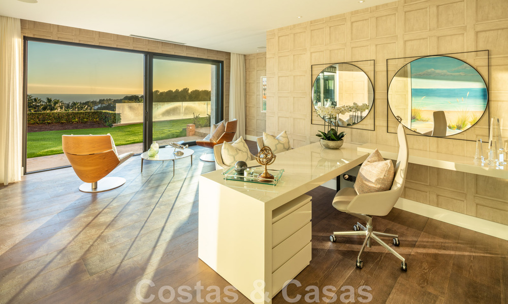 Eigentijdse, moderne luxevilla te koop in resort stijl met panoramisch zeezicht in Cascada de Camojan in Marbella 42128