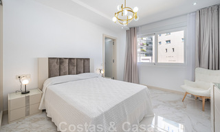 Gerenoveerd appartement te koop, met zeezicht, eerstelijnstrand complex vlak naast de jachthaven van Puerto Banus, Marbella 42249 