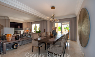 Luxe penthouse te koop in prachtig eerstelijnsgolf resort in Nueva Andalucia, Marbella 42170 