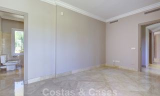 Luxe penthouse te koop in prachtig eerstelijnsgolf resort in Nueva Andalucia, Marbella 51689 