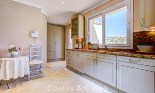 Luxe penthouse te koop in prachtig eerstelijnsgolf resort in Nueva Andalucia, Marbella 797006 
