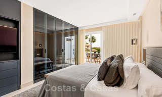 Gerenoveerd modern appartement te koop op de Golden Mile van Marbella. Instapklaar + gemeubileerd. 42327 