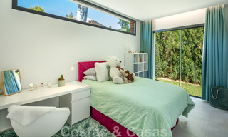 Moderne villa te koop in een villacomplex tussen Marbella en Estepona 42421 
