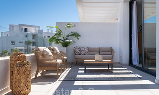 Instapklaar. Laatste 2 penthouses te koop in moderne stijl, in een nieuwbouw complex op de New Golden Mile tussen Marbella en Estepona 42527 