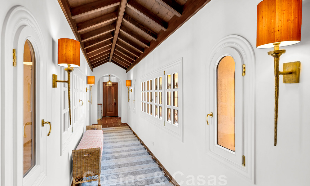 Indrukwekkende luxevilla in een Mediterrane architectuur, met open zeezicht in de begeerde woonwijk Sierra Blanca op de Golden Mile te Marbella 42928