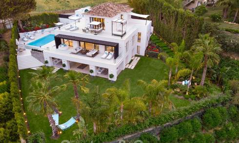 Prachtige, eigentijdse villa te koop gelegen in het hartje van Nueva Andalucia’s golfvallei in Marbella 43029
