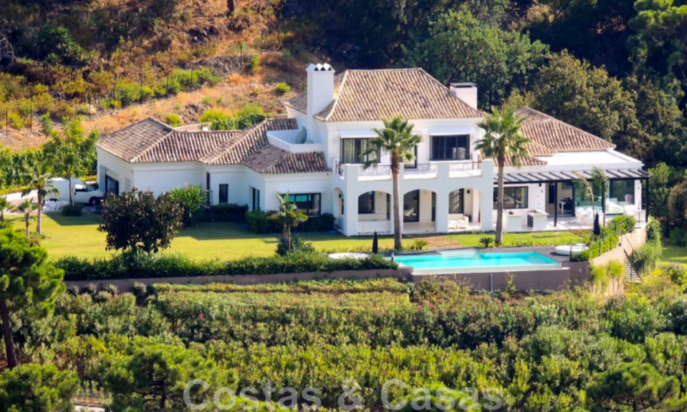 Traditionele luxevilla te koop, in het zeer exclusieve La Zagaleta Resort in Marbella - Benahavis 43410