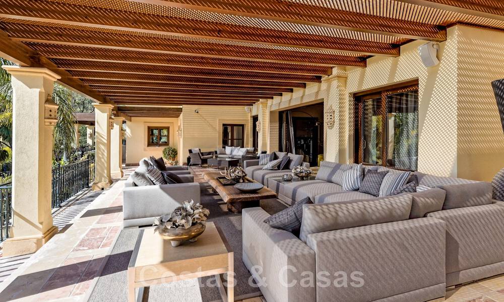 Ruime, Mediterrane villa te koop met zeezicht in het La Zagaleta Resort in Marbella - Benahavis 43963