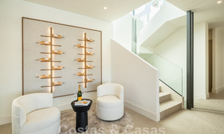 Spectaculaire luxevilla’s te koop i/e eigentijds architectuur gesitueerd i/e golfresort o/d New Golden Mile tussen Marbella en Estepona 63172 