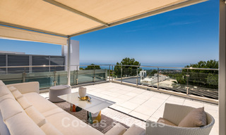 Laatste villa! Exclusieve, architecturale luxevilla te koop, met zeezicht, in Sierra Blanca, Golden Mile, Marbella. Luxueus gemeubileerd. 43630 