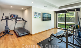 Uitmuntende luxevilla te koop in een moderne, Mediterrane architectuur, met zeezicht en in een golfresort in Benahavis - Marbella 44182 