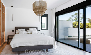 Volledig gerenoveerd luxepenthouse te koop in Scandinavische stijl, met uitgestrekte terrassen op de Golden Mile van Marbella 44262 