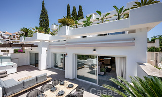 Volledig gerenoveerd luxepenthouse te koop in Scandinavische stijl, met uitgestrekte terrassen op de Golden Mile van Marbella 44270 