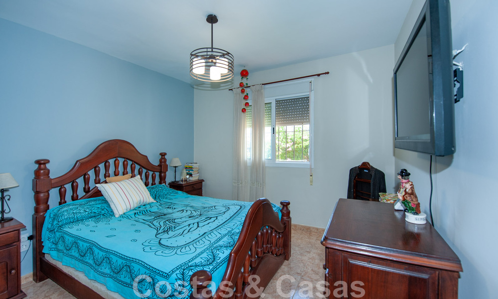 Traditionele, Spaanse villa te koop net ten oosten van Marbella centrum op loopafstand van het strand 44389