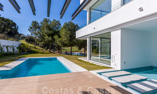 Nieuwe, eigentijdse villa te koop met open uitzicht op de golfbanen van het begeerde golfresort La Cala Golf, Mijas 44655 