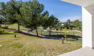 Nieuwe, eigentijdse villa te koop met open uitzicht op de golfbanen van het begeerde golfresort La Cala Golf, Mijas 44658 