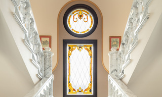 Majestueuze, hoogstaande luxevilla te koop met panoramisch zeezicht in een gated community op de Golden Mile van Marbella 44785 