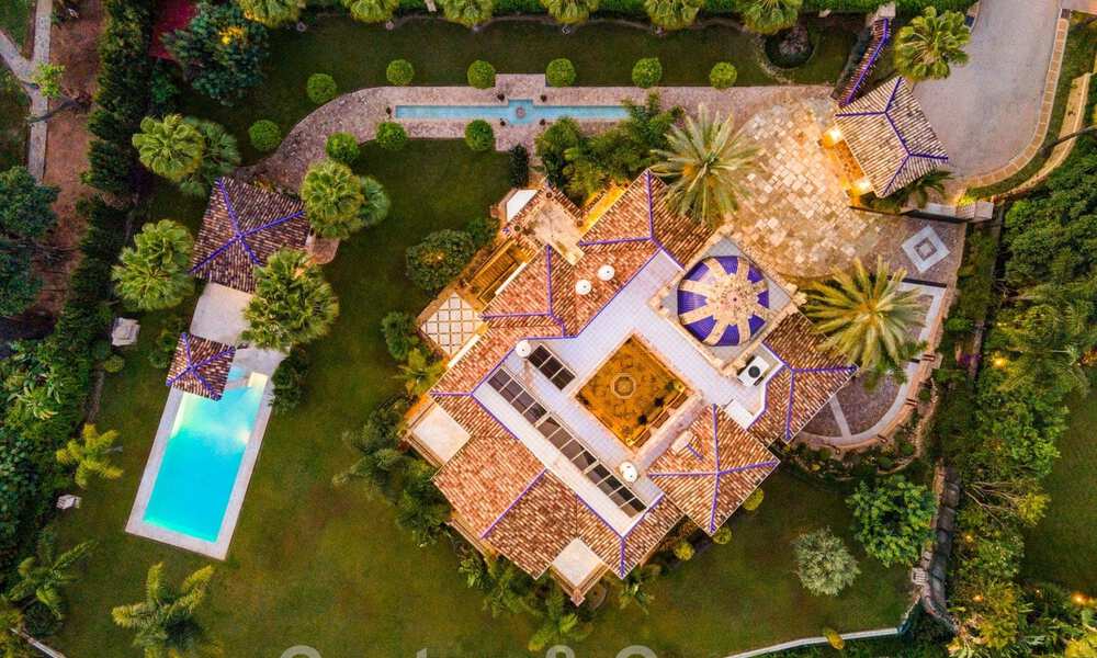 Majestueuze, hoogstaande luxevilla te koop met panoramisch zeezicht in een gated community op de Golden Mile van Marbella 44789