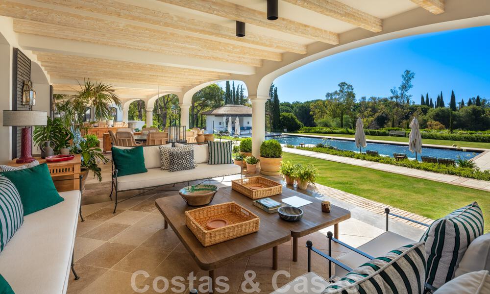 Meesterlijke designervilla te koop in één van de meest begeerde area’s op Marbella’s Golden Mile met zeezicht 45955