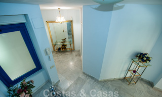 Riant appartement te koop met een ruim terras en privézwembad, tweedelijns strand in Marbella centrum 44943 